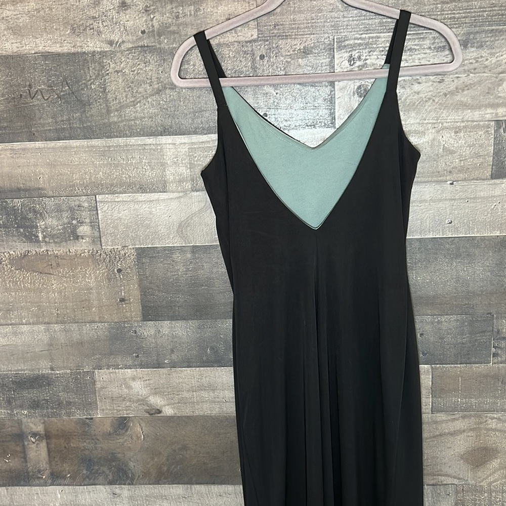 Beautiful Black with Green Flowers Maxi Dress - Picture 5 of 8